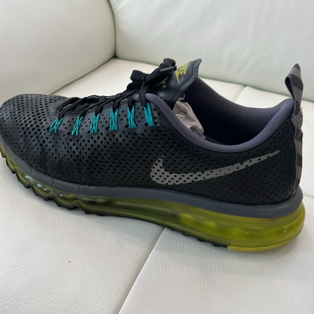 Air Max Motion Black Volt Mens Sz 11.5 EUC 631767-003 - Picture 11 of 17